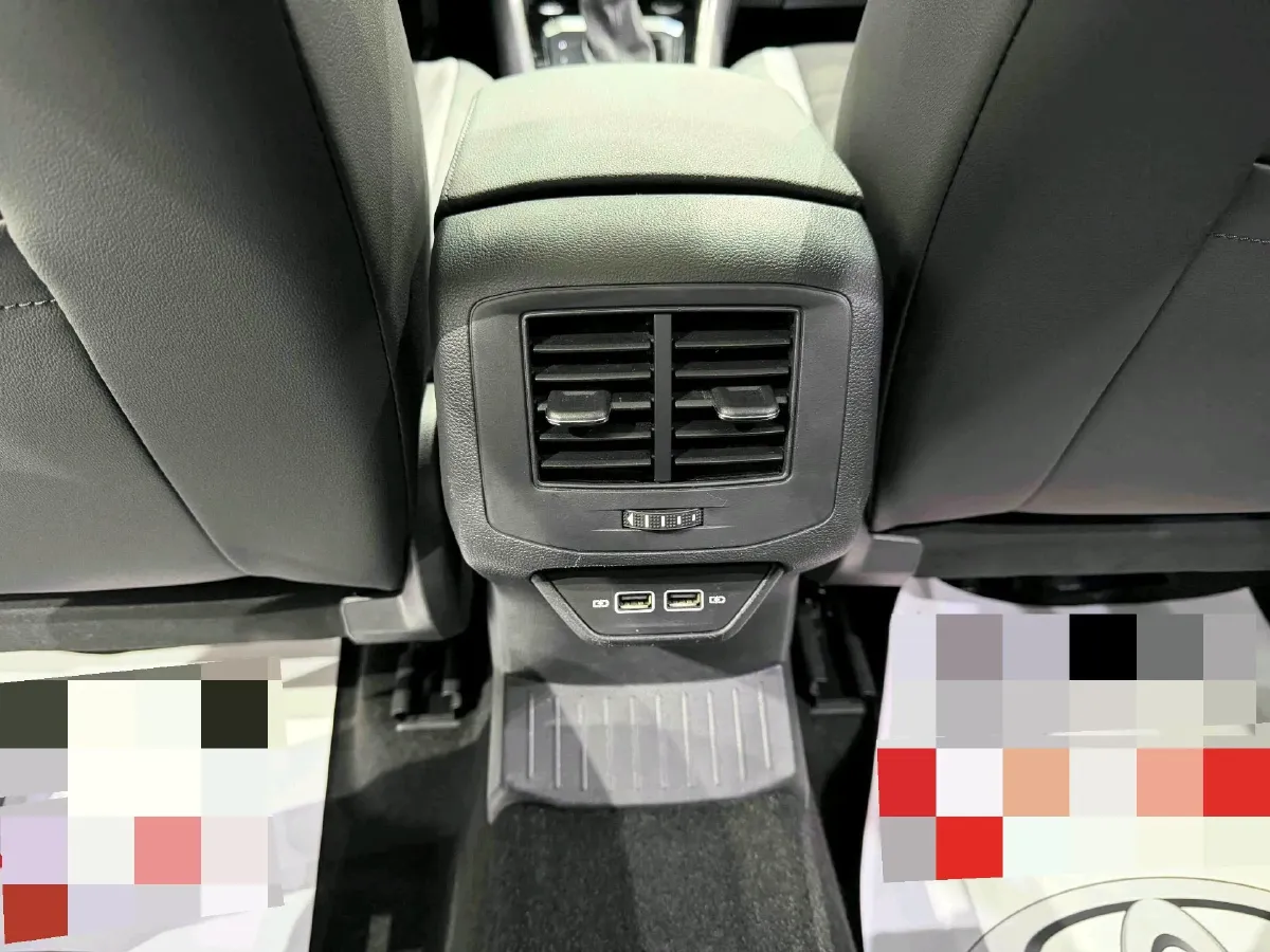 2022 Volkswagen T-Roc 1.4T 150HP L4 7DCT,autocango,china used car exporter,china ev exporter,chinese used car exporter,chinese used ev exporter