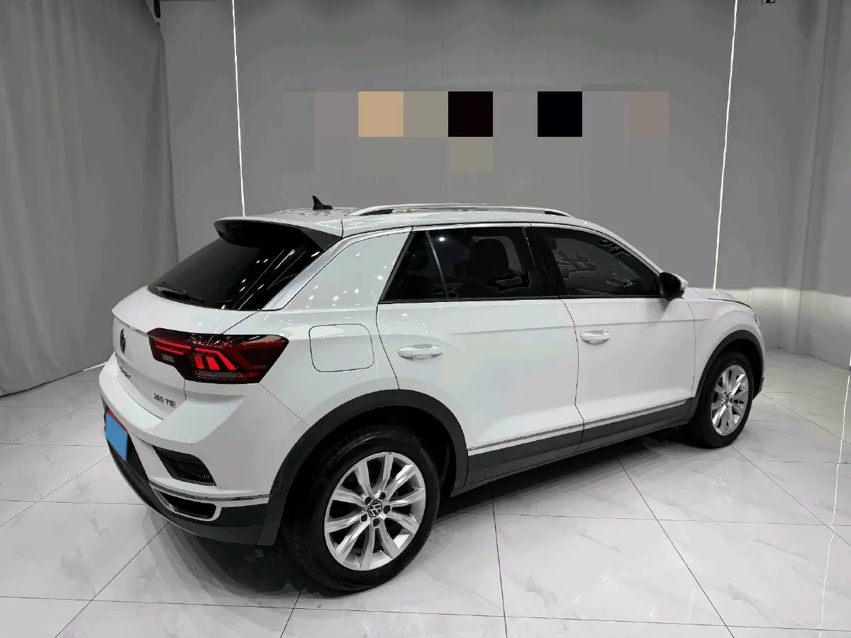 2022 Volkswagen T-Roc 1.4T 150HP L4 7DCT,autocango,china used car exporter,china ev exporter,chinese used car exporter,chinese used ev exporter