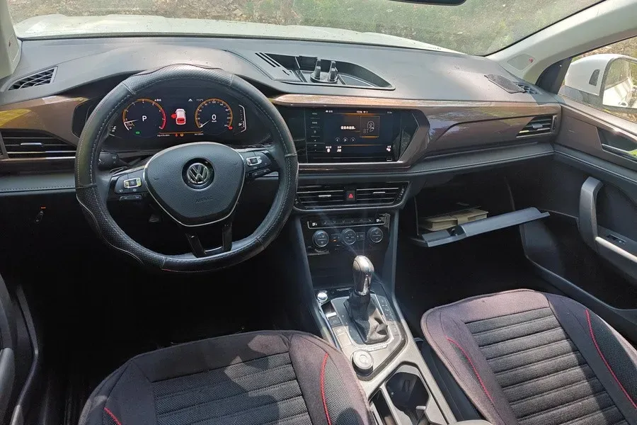 2020 Volkswagen Tharu 2.0T 186HP L4 7DCT,autocango,china used car exporter,china ev exporter,chinese used car exporter,chinese used ev exporter