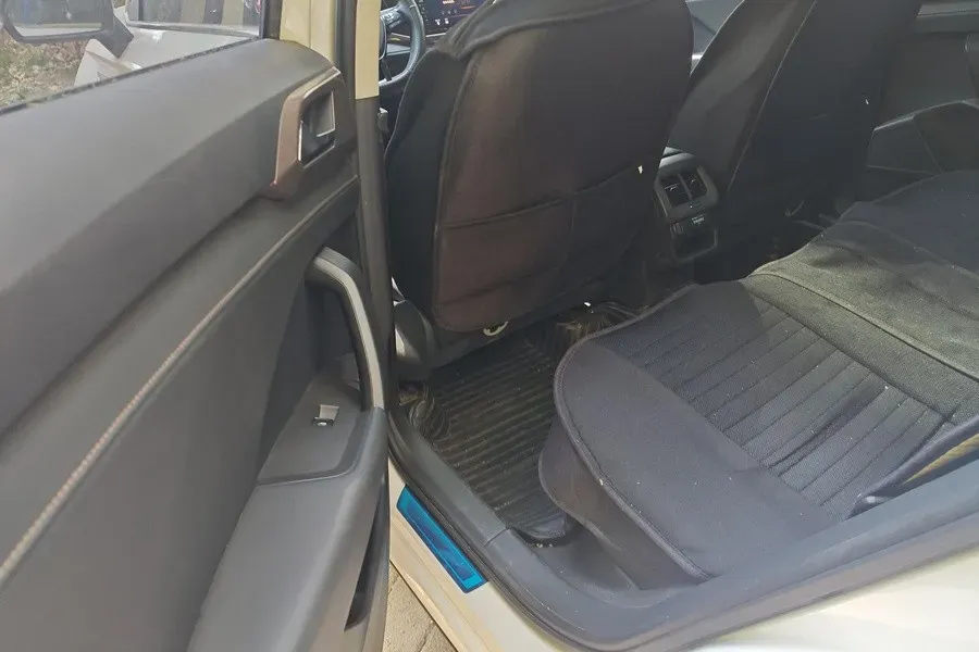 2020 Volkswagen Tharu 2.0T 186HP L4 7DCT,autocango,china used car exporter,china ev exporter,chinese used car exporter,chinese used ev exporter