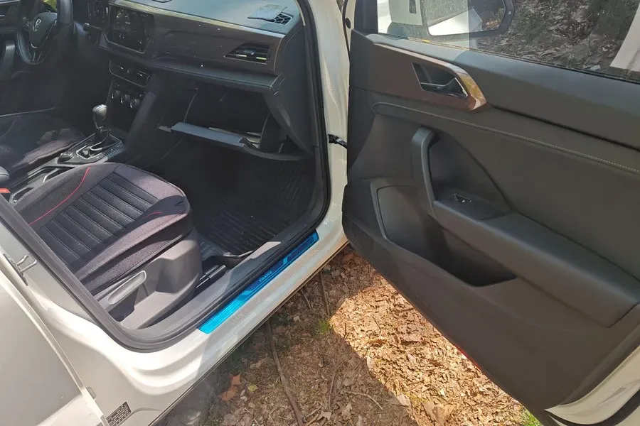 2020 Volkswagen Tharu 2.0T 186HP L4 7DCT,autocango,china used car exporter,china ev exporter,chinese used car exporter,chinese used ev exporter