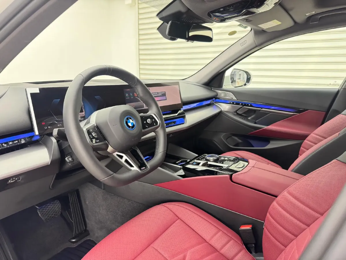 2025 BMW i5 BEV 96.96KWH,autocango,china used car exporter,china ev exporter,chinese used car exporter,chinese used ev exporter