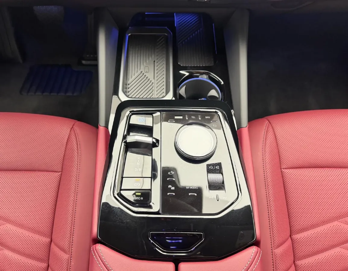 2025 BMW i5 BEV 96.96KWH,autocango,china used car exporter,china ev exporter,chinese used car exporter,chinese used ev exporter