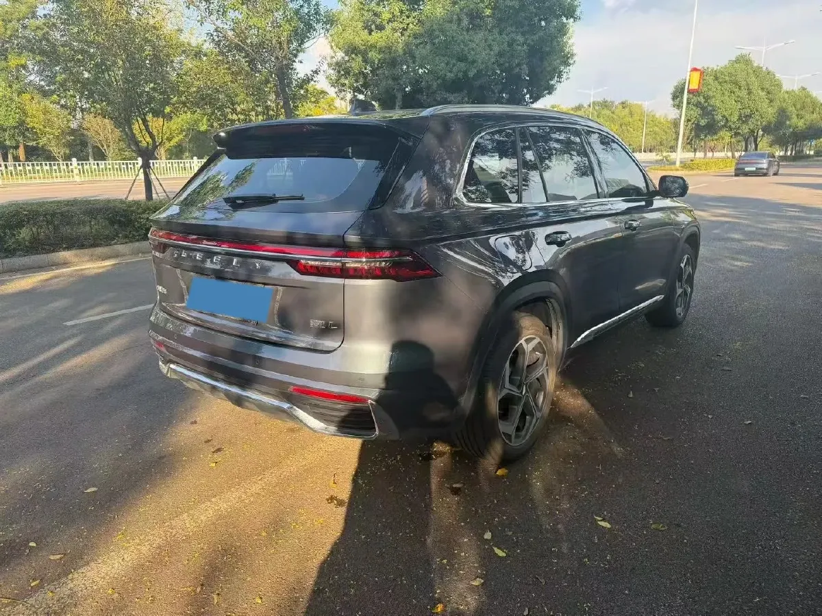 2021 Geely Monjaro 2.0T 218HP L4 7DCT,autocango,china used car exporter,china ev exporter,chinese used car exporter,chinese used ev exporter