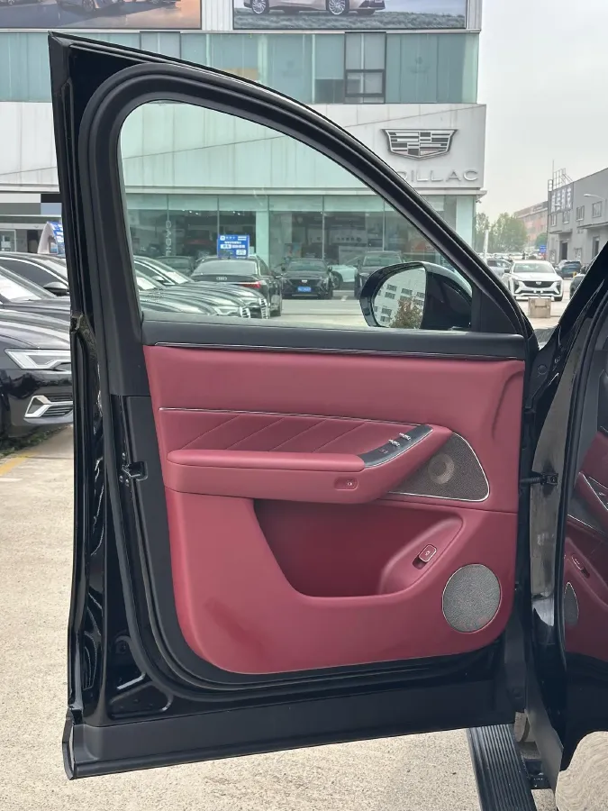 2025 AITO AITO M8 BEV,autocango,china used car exporter,china ev exporter,chinese used car exporter,chinese used ev exporter