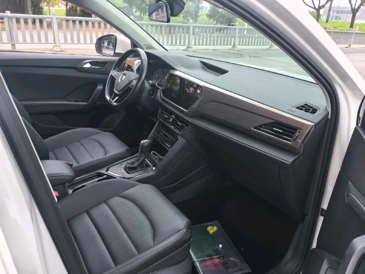 2021 Volkswagen Tharu 1.4T 150HP L4 7DCT,autocango,china used car exporter,china ev exporter,chinese used car exporter,chinese used ev exporter