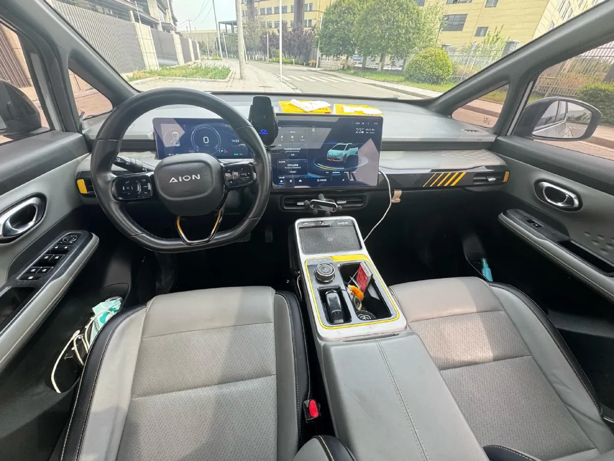 2022 Geely Okavango 1.8T 184HP L4 7DCT,autocango,china used car exporter,china ev exporter,chinese used car exporter,chinese used ev exporter