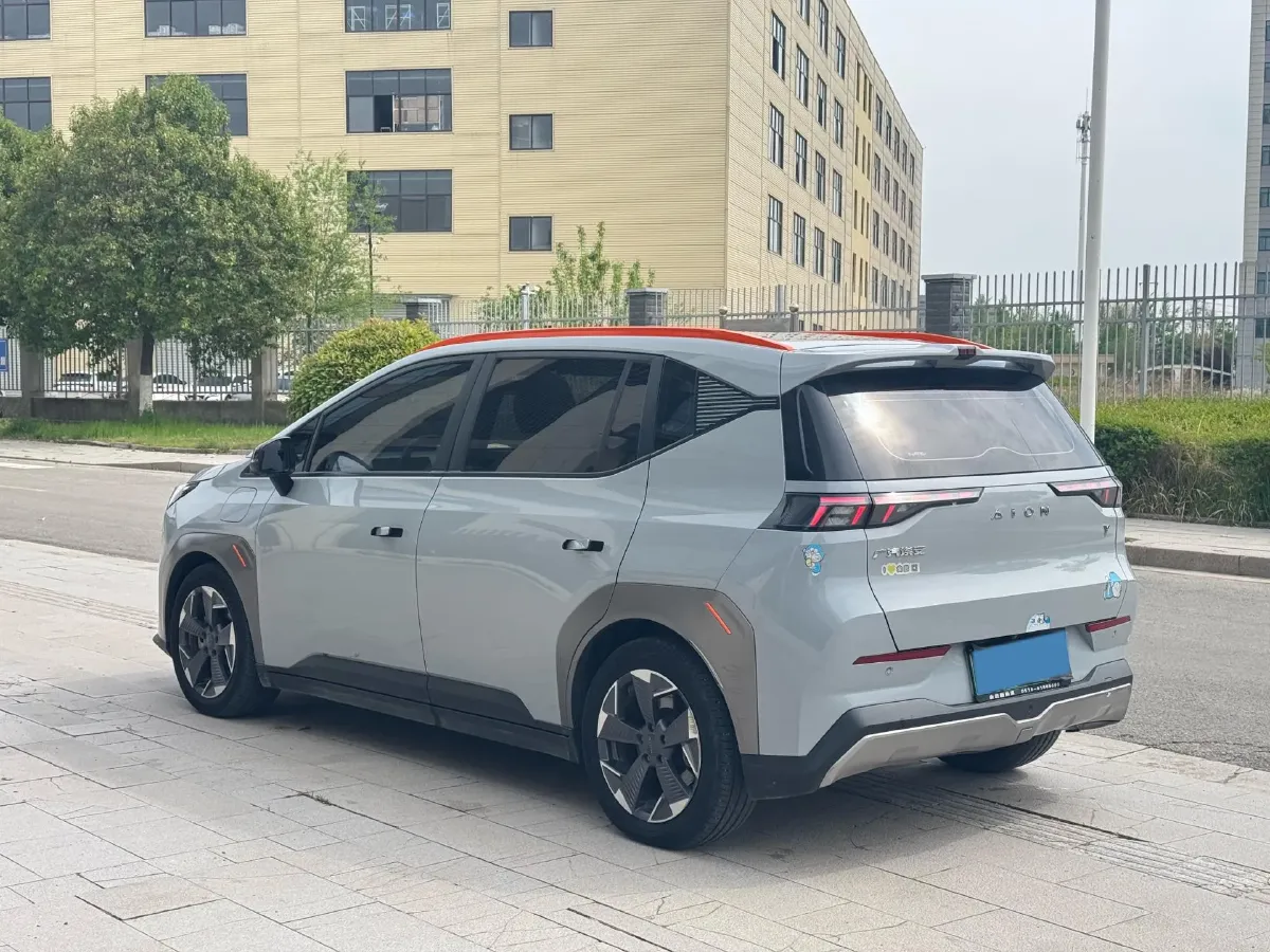 2022 Geely Okavango 1.8T 184HP L4 7DCT,autocango,china used car exporter,china ev exporter,chinese used car exporter,chinese used ev exporter