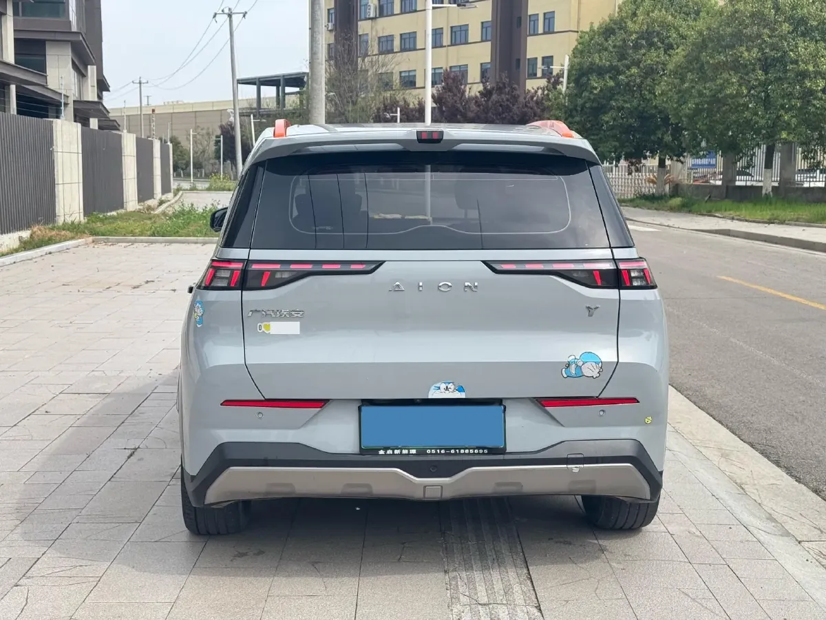 2022 Geely Okavango 1.8T 184HP L4 7DCT,autocango,china used car exporter,china ev exporter,chinese used car exporter,chinese used ev exporter