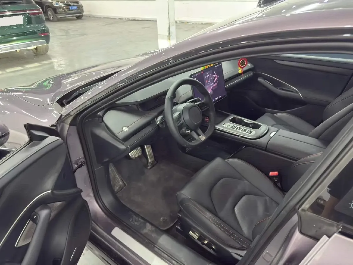 2024 MI SU7 BEV 101KWH,autocango,china used car exporter,china ev exporter,chinese used car exporter,chinese used ev exporter