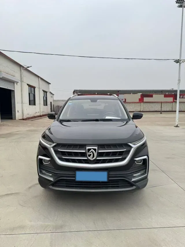 2019 BaoJun 530 1.5T 151HP L4 CVT,autocango,china used car exporter,china ev exporter,chinese used car exporter,chinese used ev exporter