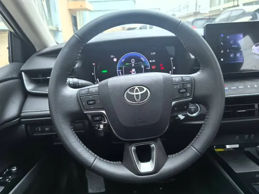 2024 Toyota Camry 2.0L 152HP L4 E-CVT Hybrid,autocango,china used car exporter,china ev exporter,chinese used car exporter,chinese used ev exporter
