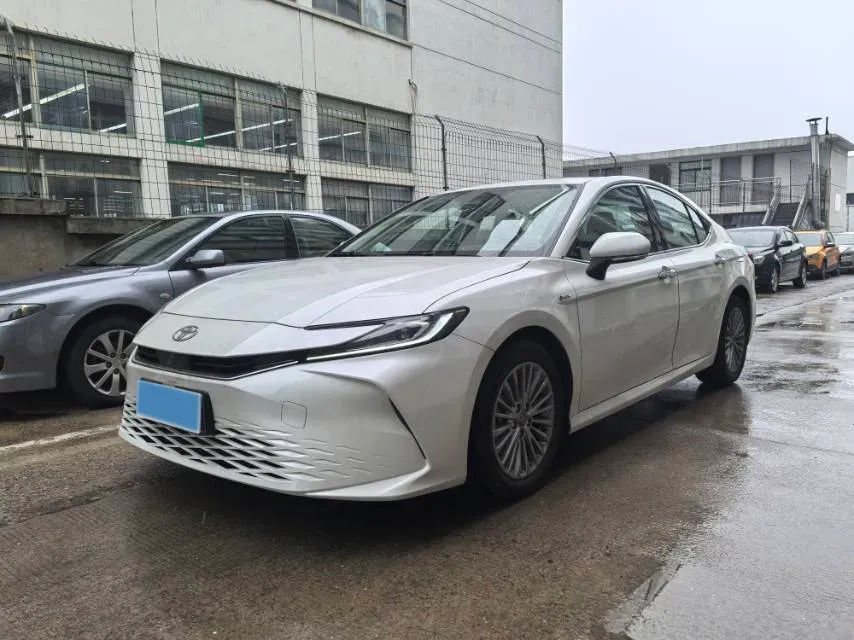 2024 Toyota Camry 2.0L 152HP L4 E-CVT Hybrid,autocango,china used car exporter,china ev exporter,chinese used car exporter,chinese used ev exporter
