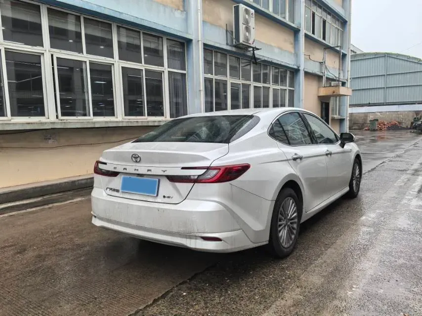 2024 Toyota Camry 2.0L 152HP L4 E-CVT Hybrid,autocango,china used car exporter,china ev exporter,chinese used car exporter,chinese used ev exporter