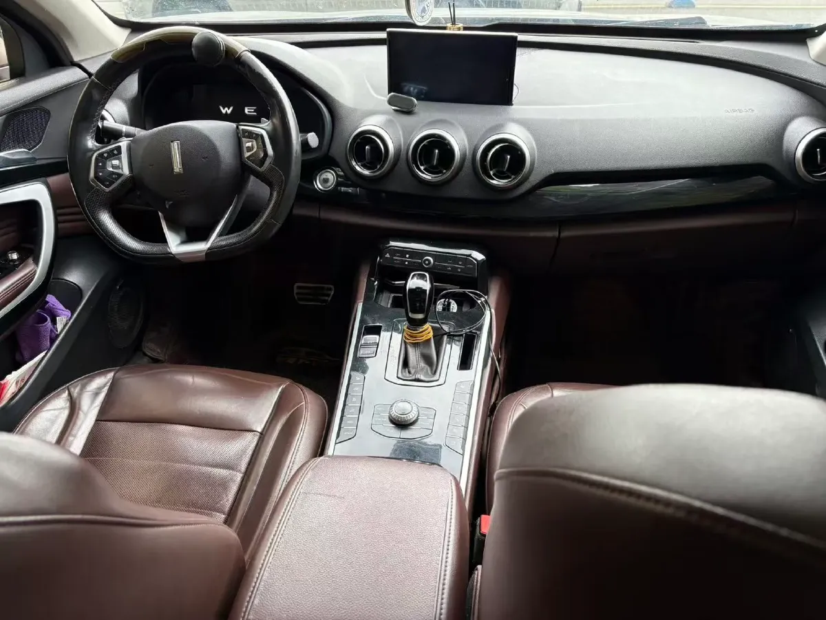 2017 WEY VV7 2.0T 234HP L4 7DCT,autocango,china used car exporter,china ev exporter,chinese used car exporter,chinese used ev exporter