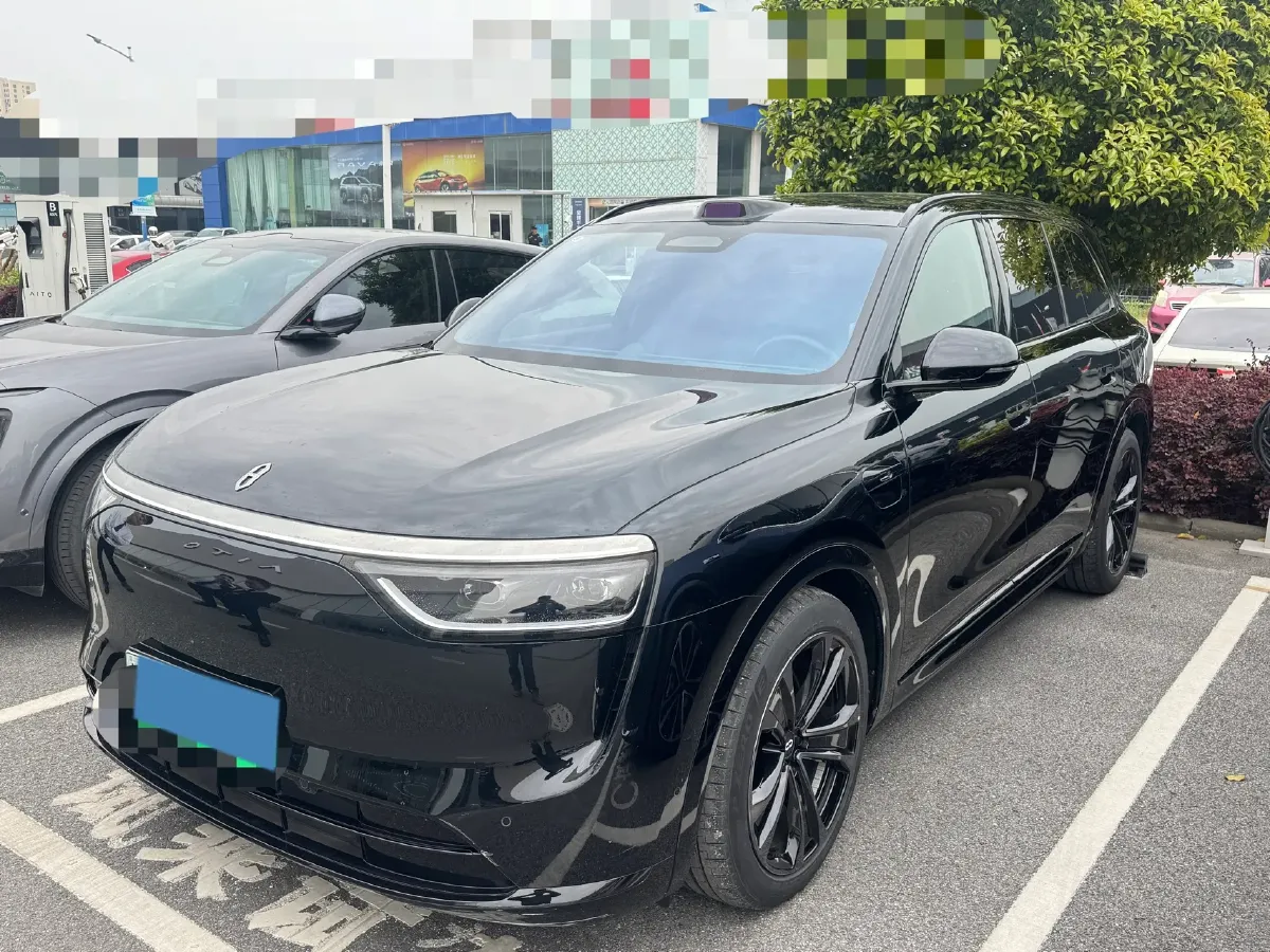 2025 AITO AITO M8 REEV 160HP REEV 53.4KWH,autocango,china used car exporter,china ev exporter,chinese used car exporter,chinese used ev exporter