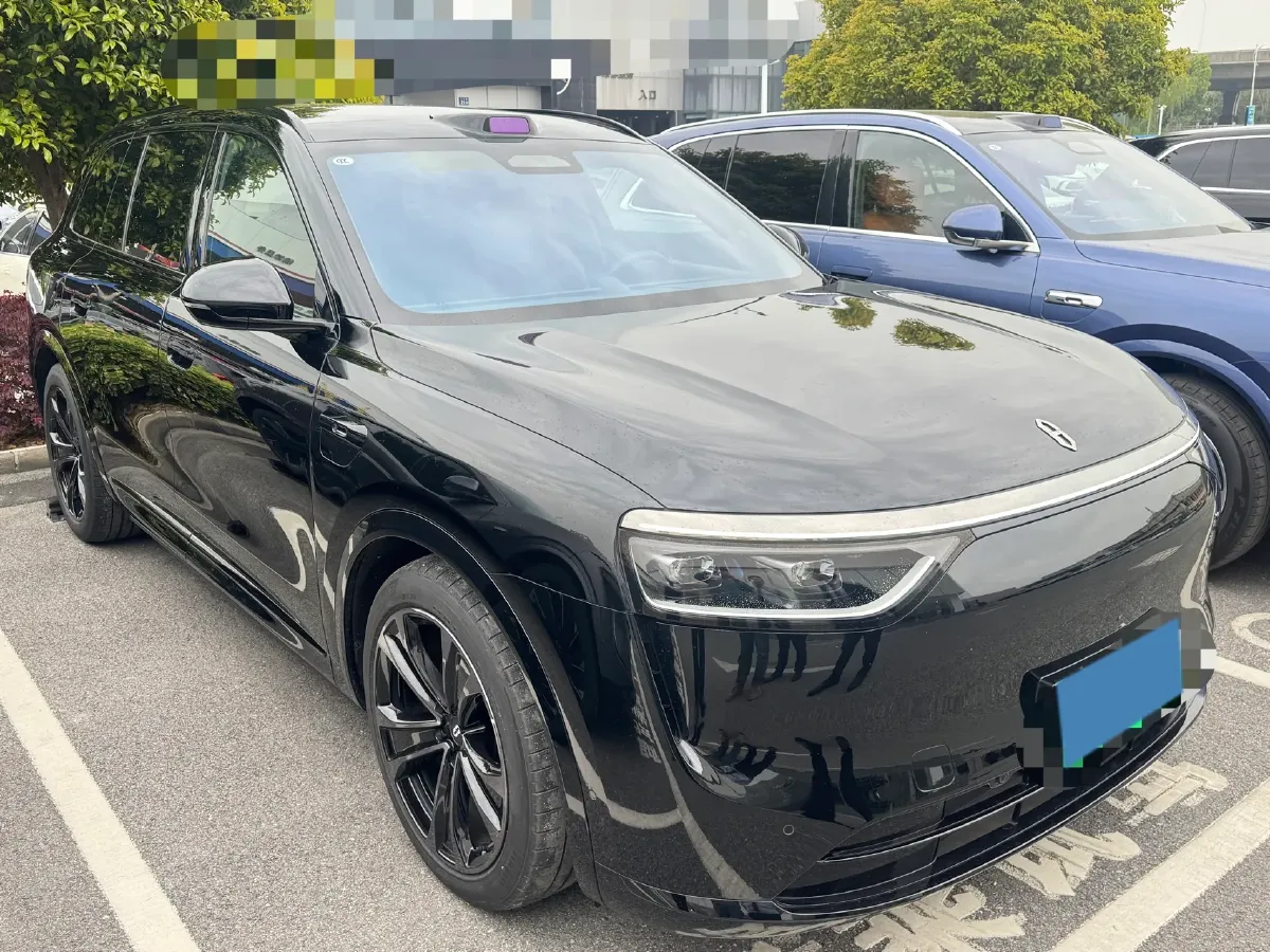 2025 AITO AITO M8 REEV 160HP REEV 53.4KWH,autocango,china used car exporter,china ev exporter,chinese used car exporter,chinese used ev exporter