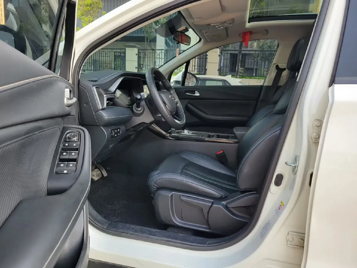 2022 GAC Trumpchi GS4 1.5T 169HP L4 6AT,autocango,china used car exporter,china ev exporter,chinese used car exporter,chinese used ev exporter