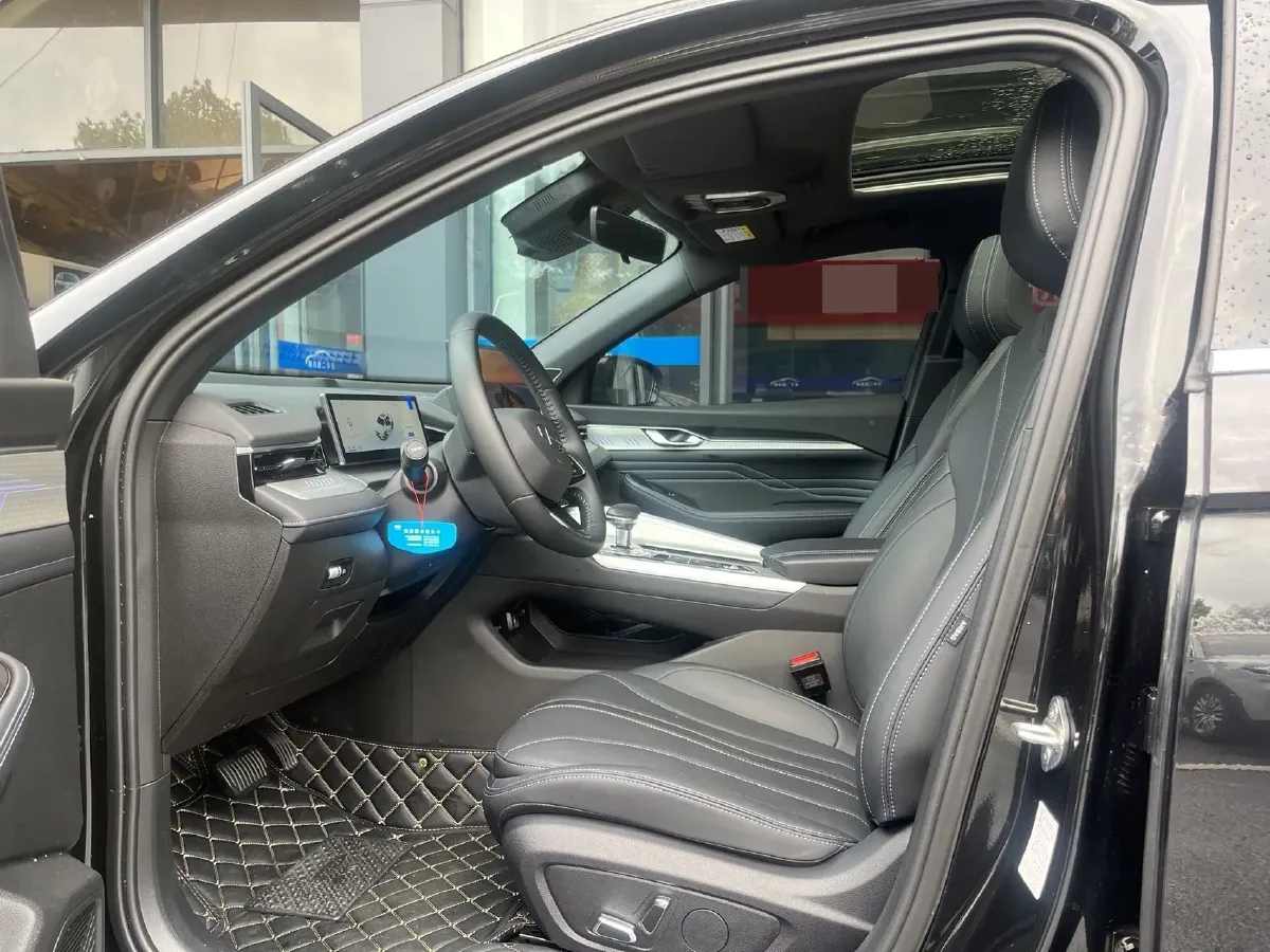 2025 Geely Preface 1.5T 181HP L4 7DCT,autocango,china used car exporter,china ev exporter,chinese used car exporter,chinese used ev exporter