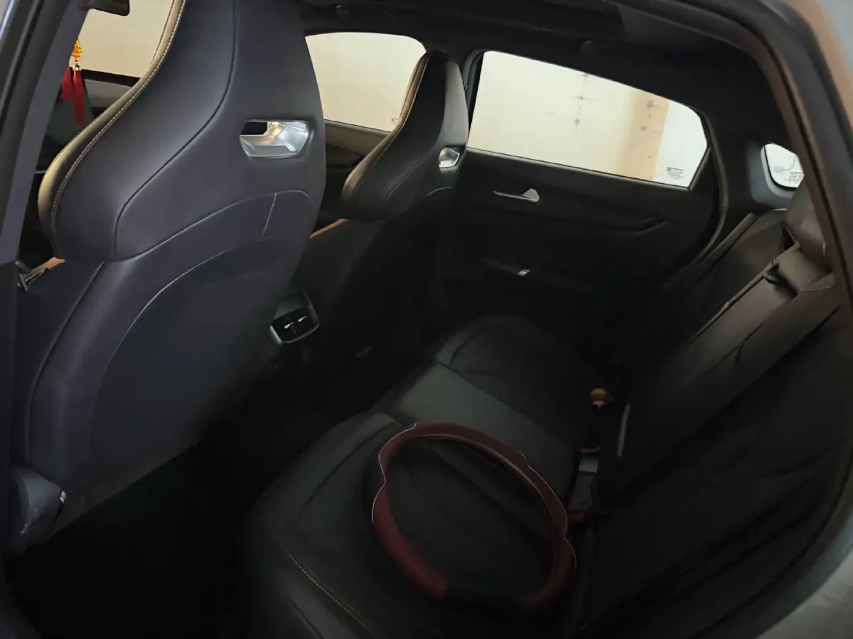 2025 ChangAn UNI-V 1.5T 192HP L4 7DCT,autocango,china used car exporter,china ev exporter,chinese used car exporter,chinese used ev exporter