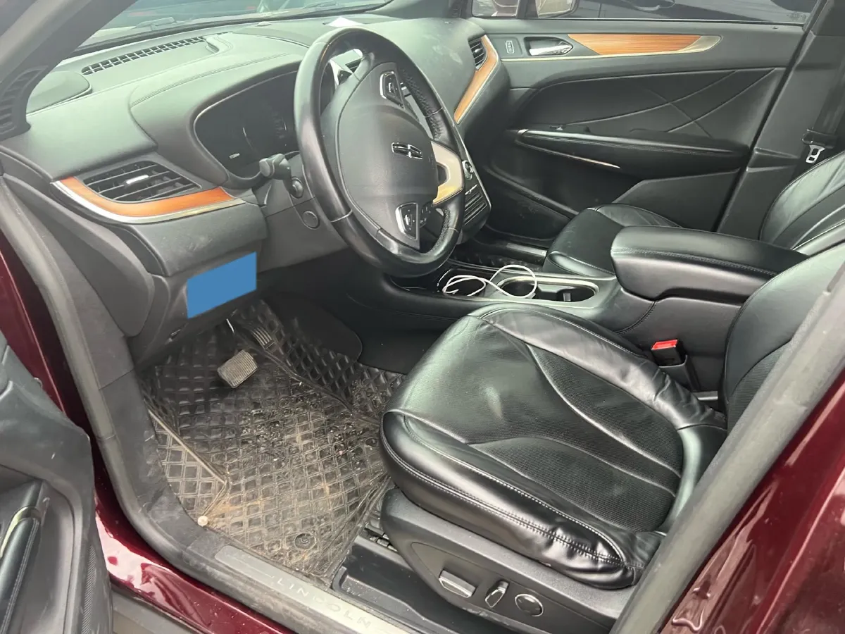 2017 Lincoln MKC 2.0T 203HP L4 6AT,autocango,china used car exporter,china ev exporter,chinese used car exporter,chinese used ev exporter