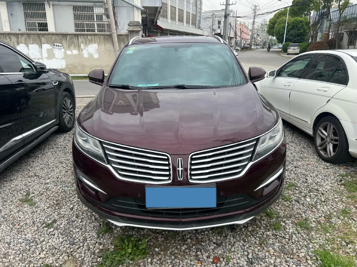 2017 Lincoln MKC 2.0T 203HP L4 6AT,autocango,china used car exporter,china ev exporter,chinese used car exporter,chinese used ev exporter