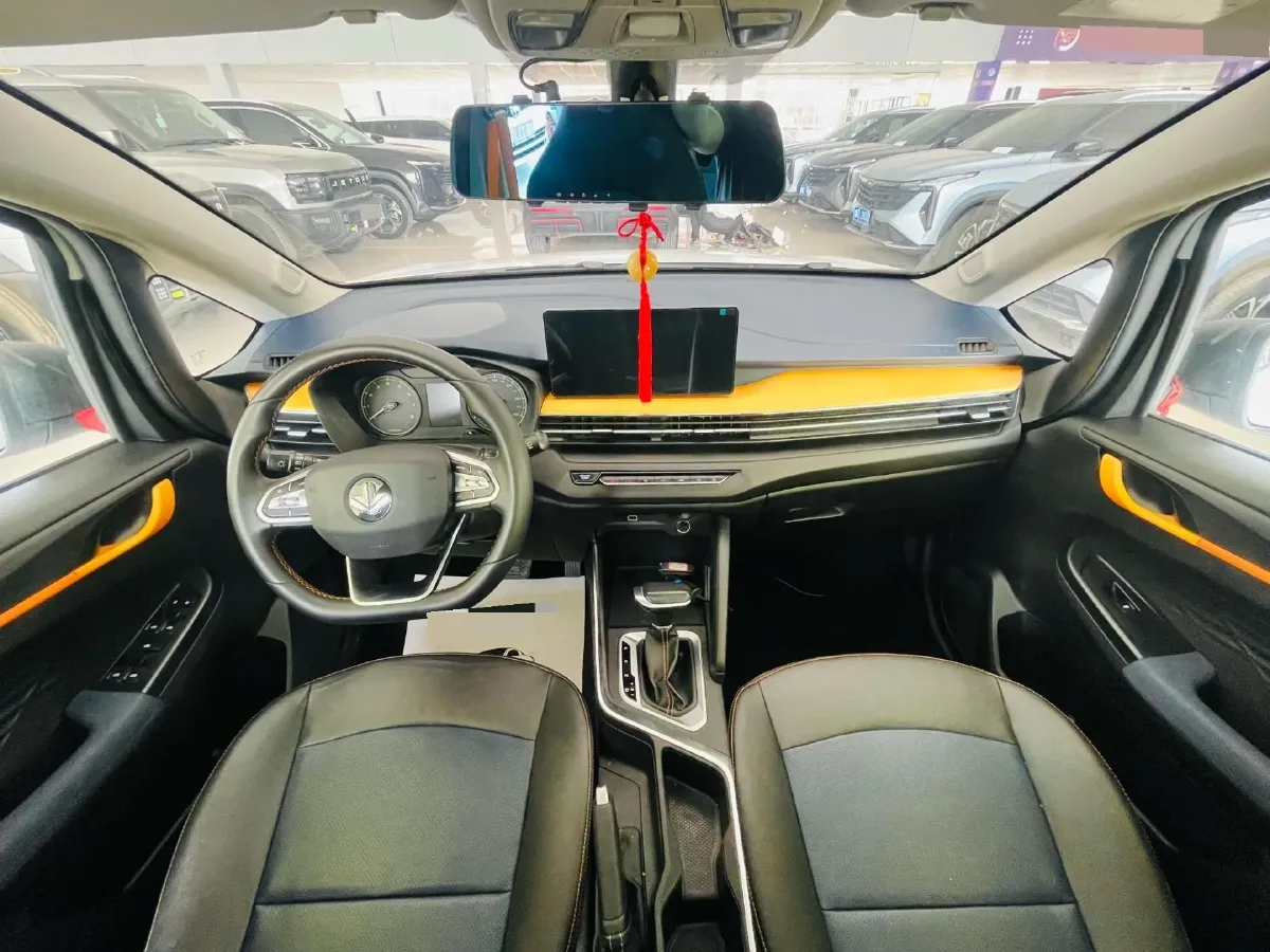 2022 Livan X3 PRO 1.5L 113HP L4 CVT,autocango,china used car exporter,china ev exporter,chinese used car exporter,chinese used ev exporter