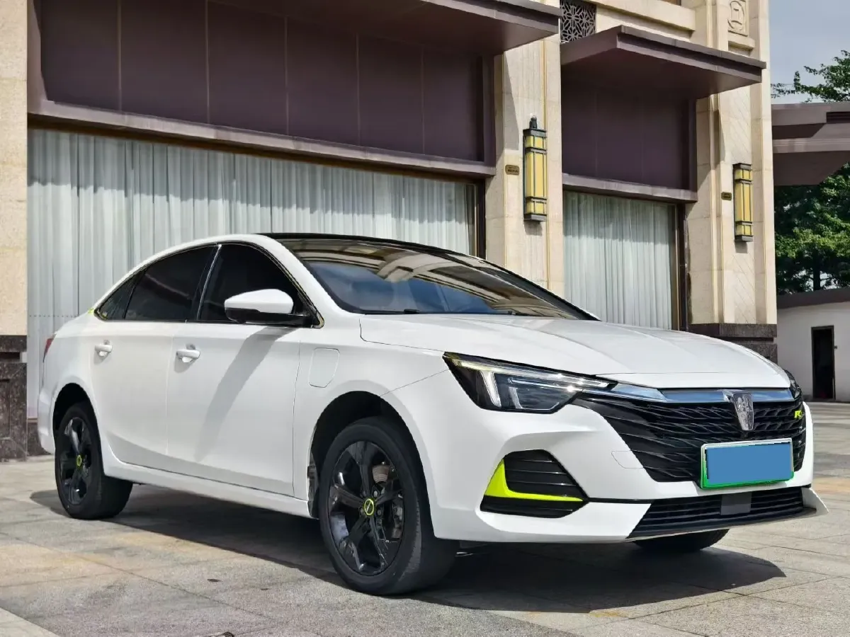 2022 JMC YuHu 7 2.0T 141HP L4 8AT,autocango,china used car exporter,china ev exporter,chinese used car exporter,chinese used ev exporter