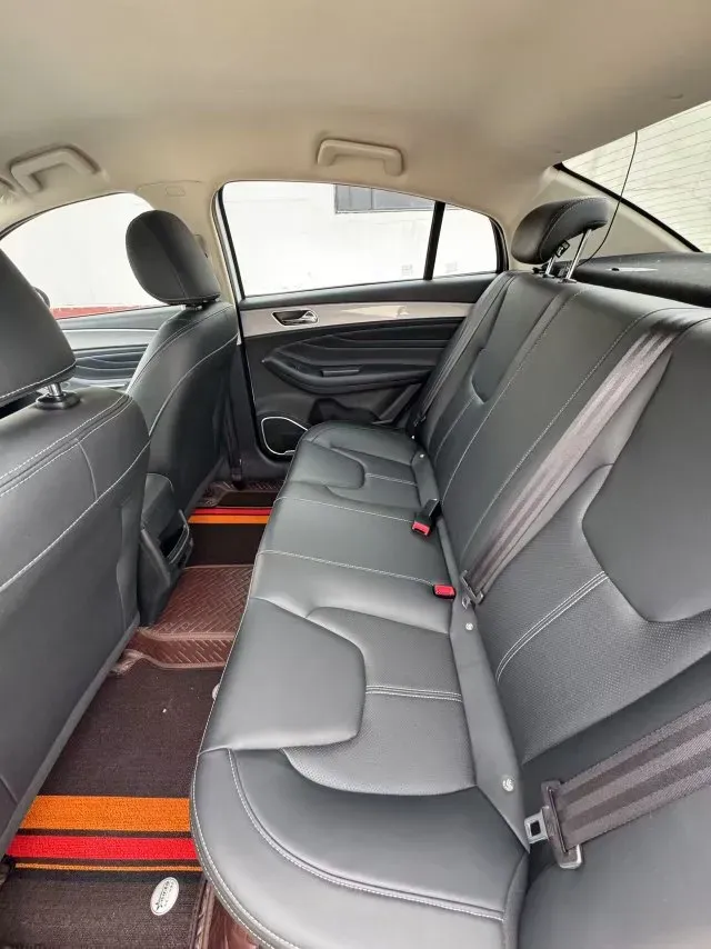 2019 Chery Arrizo 5 1.5L 116HP L4 5MT,autocango,china used car exporter,china ev exporter,chinese used car exporter,chinese used ev exporter