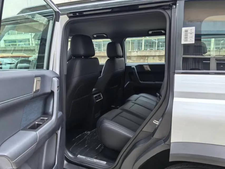 2025 Fulwin FulwinX3L REEV 156HP REEV,autocango,china used car exporter,china ev exporter,chinese used car exporter,chinese used ev exporter