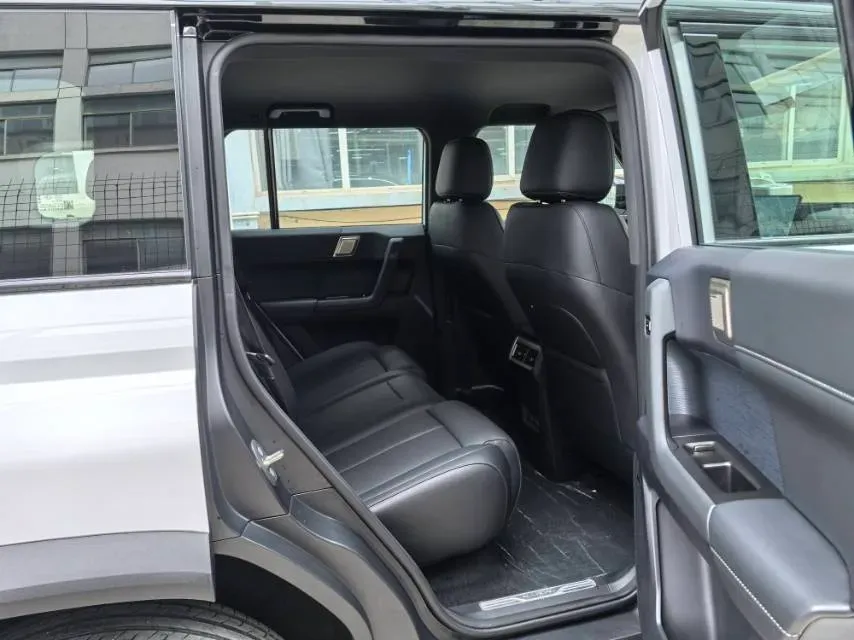 2025 Fulwin FulwinX3L REEV 156HP REEV,autocango,china used car exporter,china ev exporter,chinese used car exporter,chinese used ev exporter