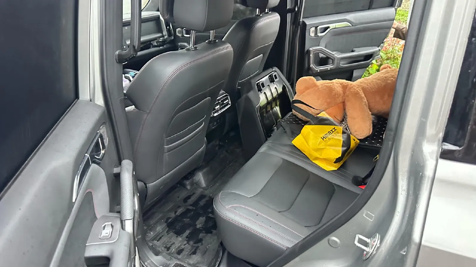 2023 Jetour Traveller 2.0T 254HP L4 8AT,autocango,china used car exporter,china ev exporter,chinese used car exporter,chinese used ev exporter