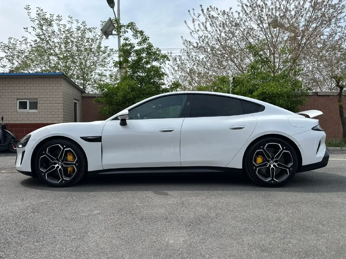 2024 MI SU7 BEV 101KWH,autocango,china used car exporter,china ev exporter,chinese used car exporter,chinese used ev exporter