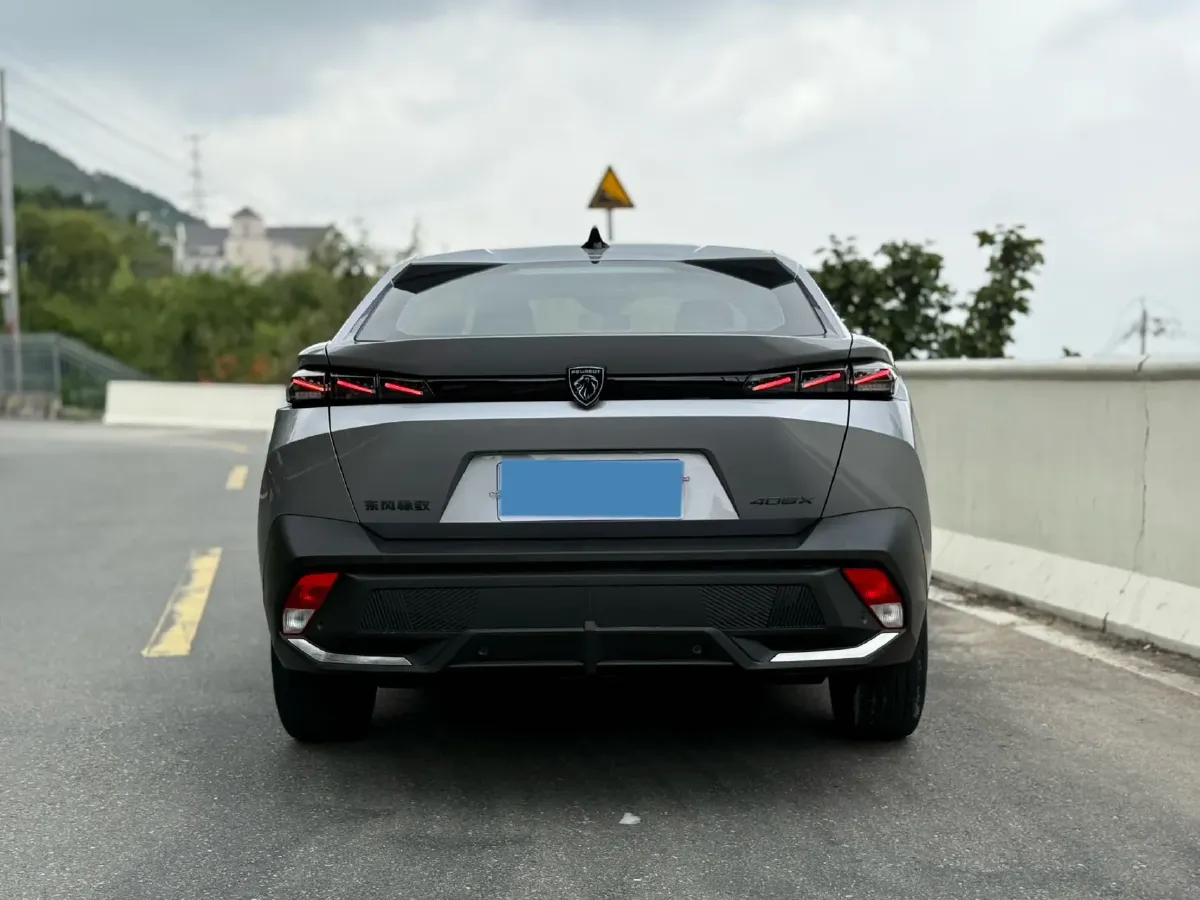 2023 Peugeot 408X 1.6T 175HP L4 8AT,autocango,china used car exporter,china ev exporter,chinese used car exporter,chinese used ev exporter