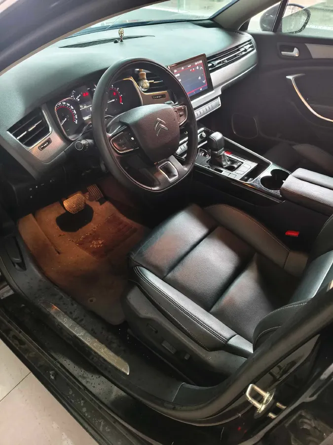 2017 Citroen C5 1.8T 204HP L4 6AT,autocango,china used car exporter,china ev exporter,chinese used car exporter,chinese used ev exporter