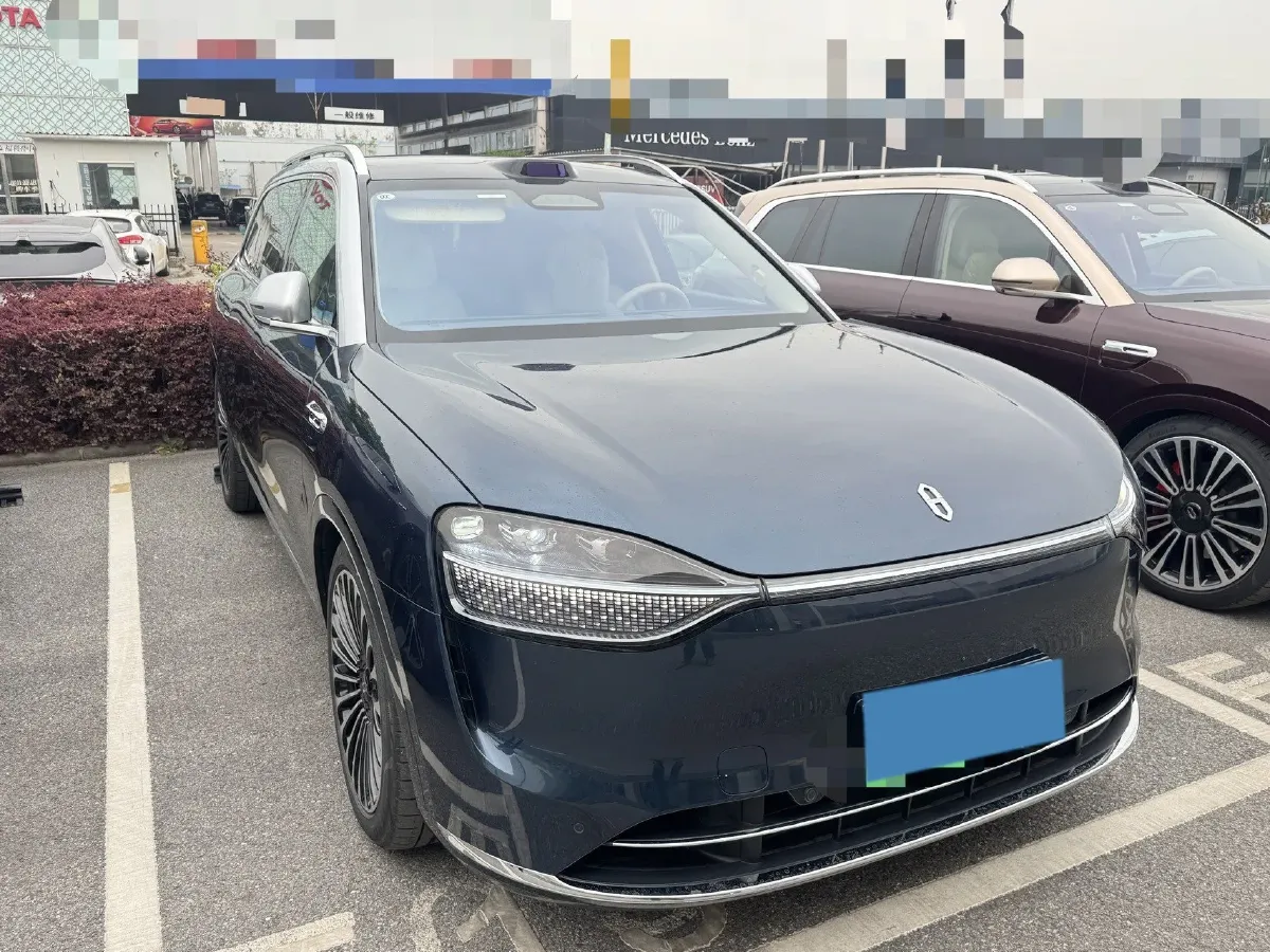 2025 AITO AITO M9 REEV 160HP REEV 52KWH,autocango,china used car exporter,china ev exporter,chinese used car exporter,chinese used ev exporter