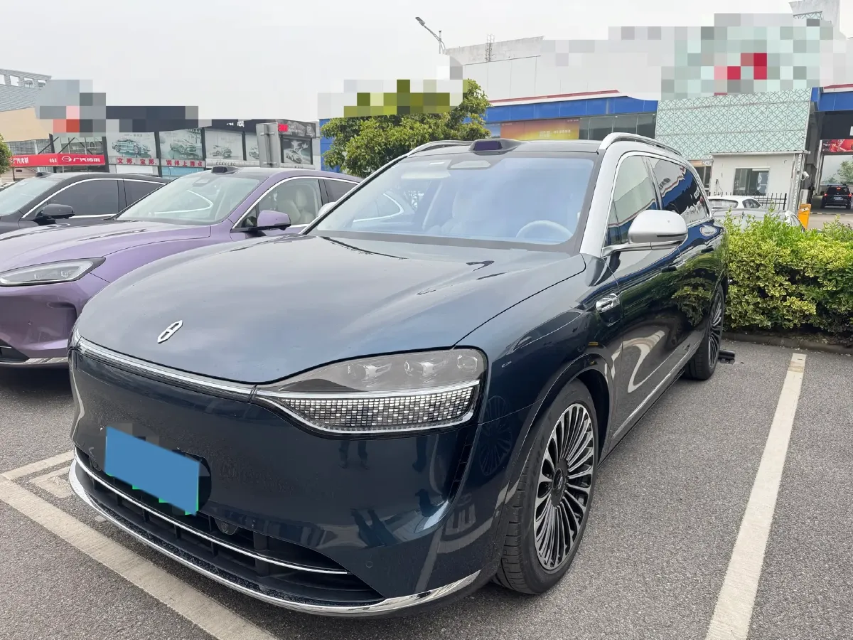 2025 AITO AITO M9 REEV 160HP REEV 52KWH,autocango,china used car exporter,china ev exporter,chinese used car exporter,chinese used ev exporter
