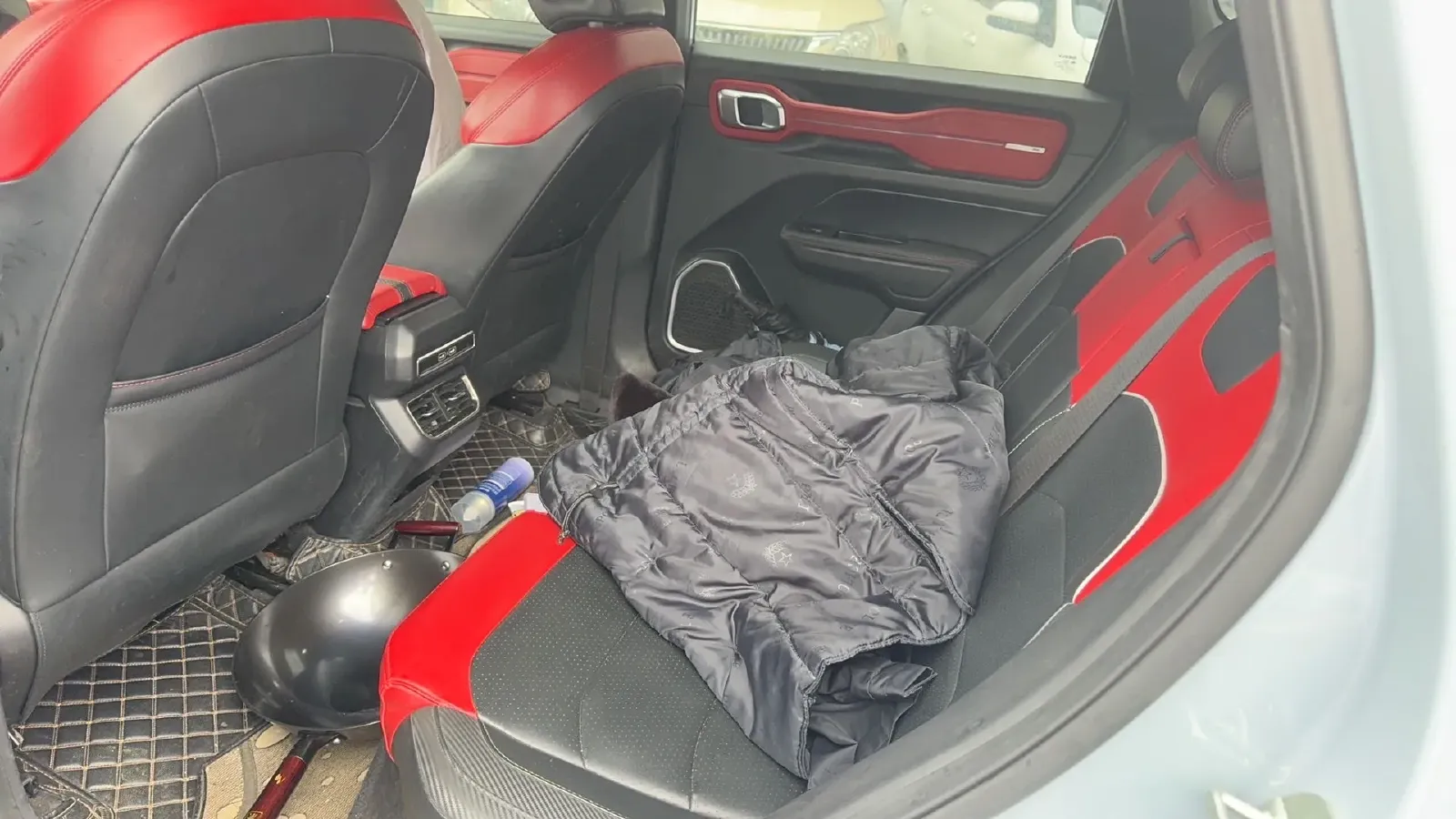 2020 Geely ICON 1.5T 177HP L3 7DCT,autocango,china used car exporter,china ev exporter,chinese used car exporter,chinese used ev exporter