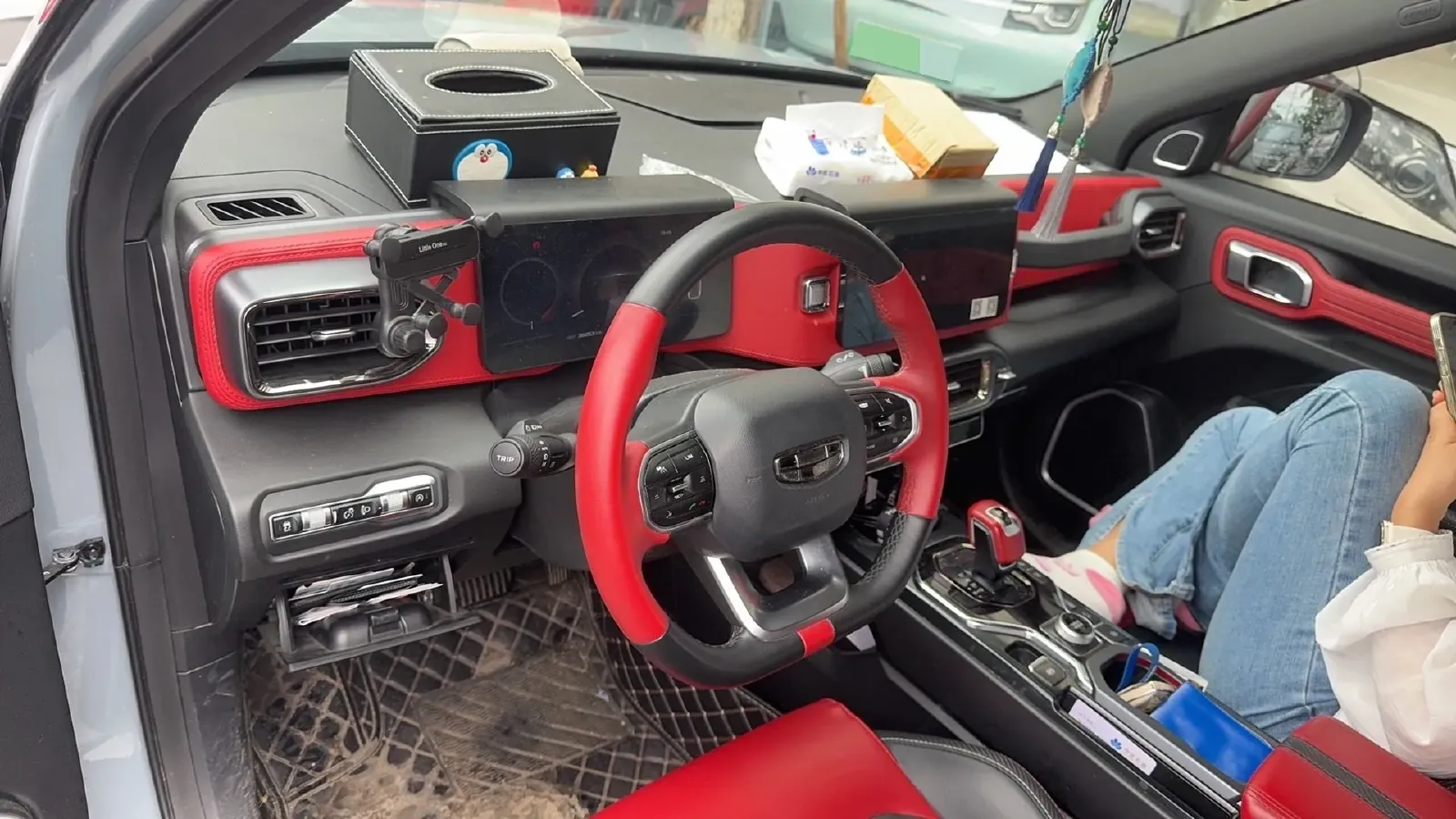 2020 Geely ICON 1.5T 177HP L3 7DCT,autocango,china used car exporter,china ev exporter,chinese used car exporter,chinese used ev exporter