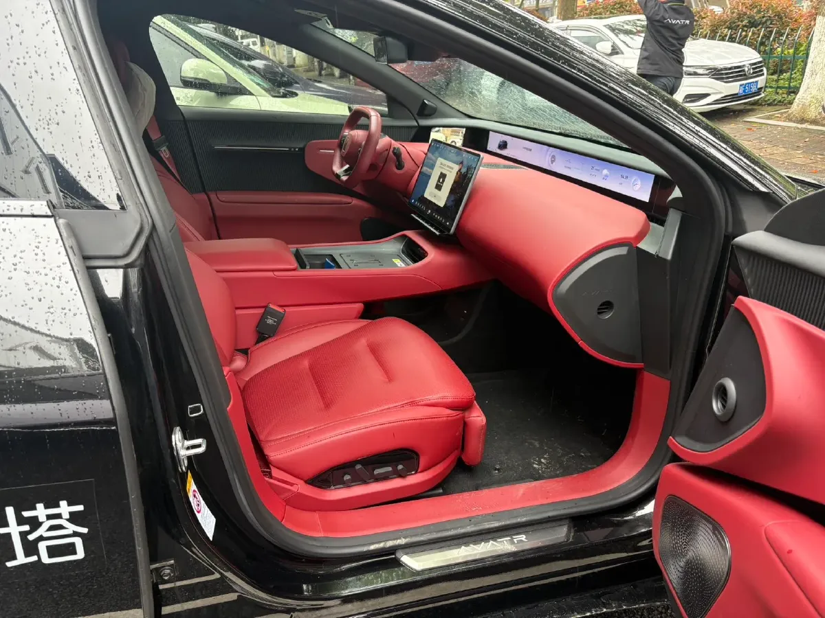 2025 Avatr 12 BEV,autocango,china used car exporter,china ev exporter,chinese used car exporter,chinese used ev exporter