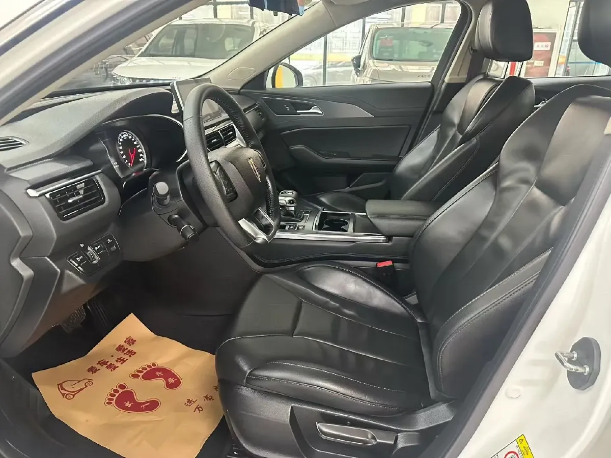 2020 HongQi H5 1.5T 169HP L4 7DCT,autocango,china used car exporter,china ev exporter,chinese used car exporter,chinese used ev exporter