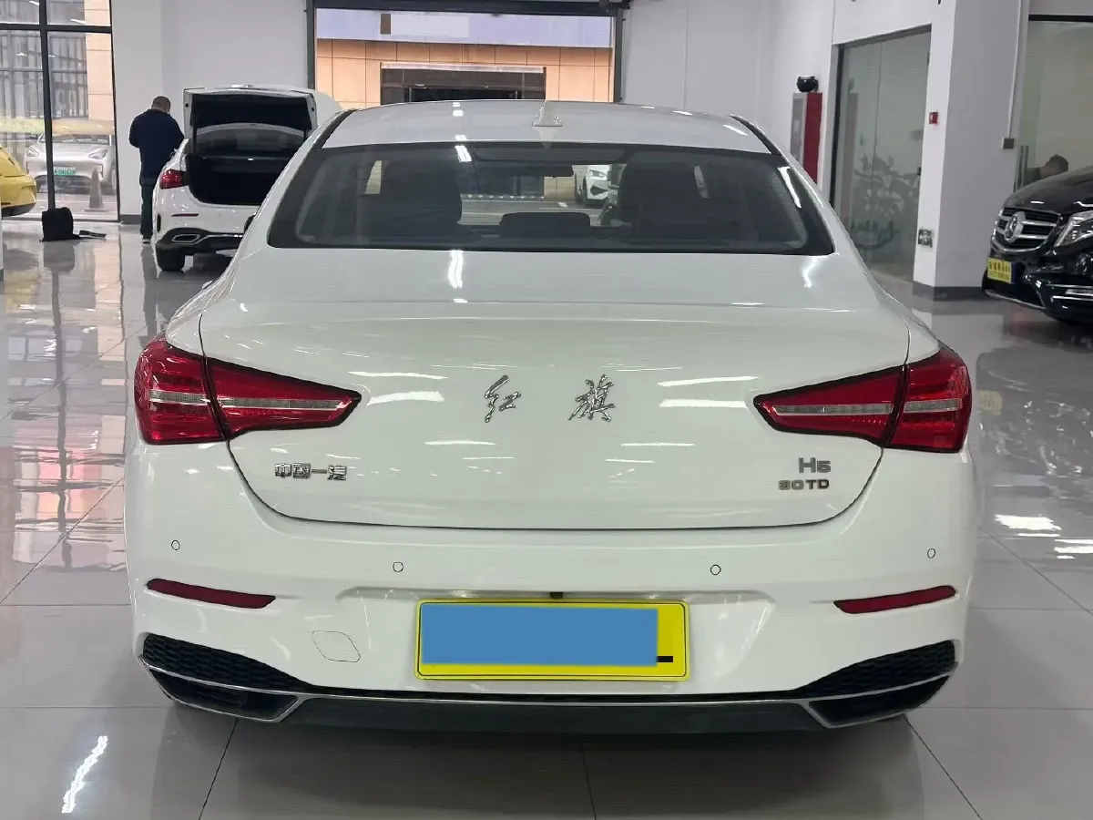 2020 HongQi H5 1.5T 169HP L4 7DCT,autocango,china used car exporter,china ev exporter,chinese used car exporter,chinese used ev exporter