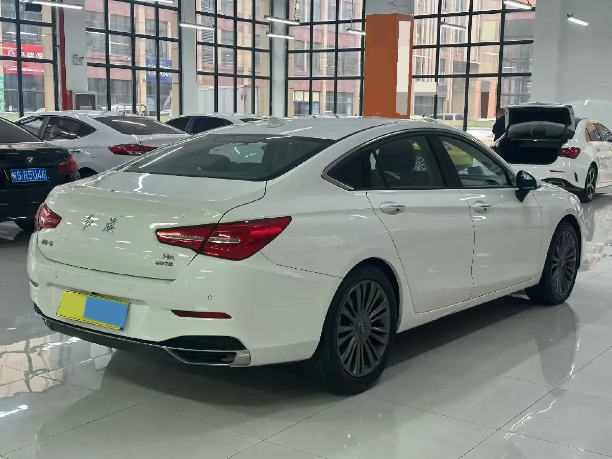 2020 HongQi H5 1.5T 169HP L4 7DCT,autocango,china used car exporter,china ev exporter,chinese used car exporter,chinese used ev exporter