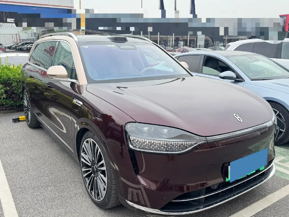 2025 AITO AITO M9 REEV 160HP REEV 52KWH,autocango,china used car exporter,china ev exporter,chinese used car exporter,chinese used ev exporter