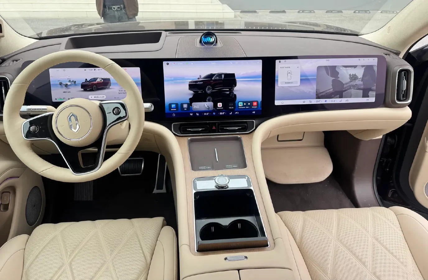 2025 AITO AITO M9 REEV 160HP REEV 52KWH,autocango,china used car exporter,china ev exporter,chinese used car exporter,chinese used ev exporter