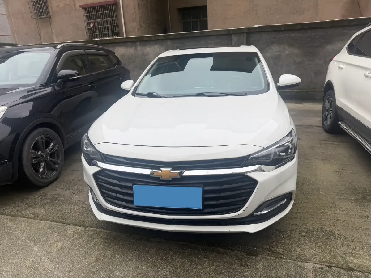 2021 Chevrolet Monza 1.5L 113HP L4 6AT,autocango,china used car exporter,china ev exporter,chinese used car exporter,chinese used ev exporter