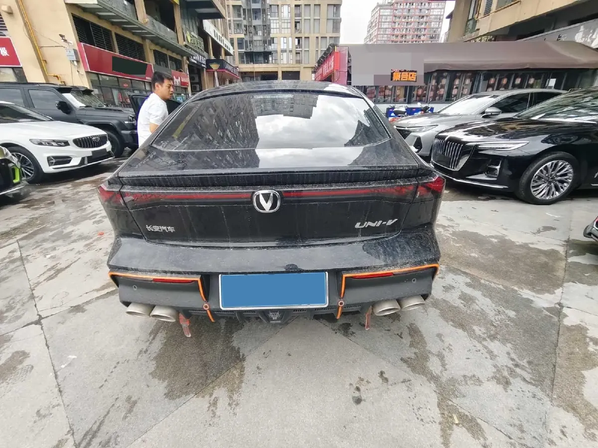 2023 ChangAn UNI-V 1.5T 188HP L4 7DCT,autocango,china used car exporter,china ev exporter,chinese used car exporter,chinese used ev exporter