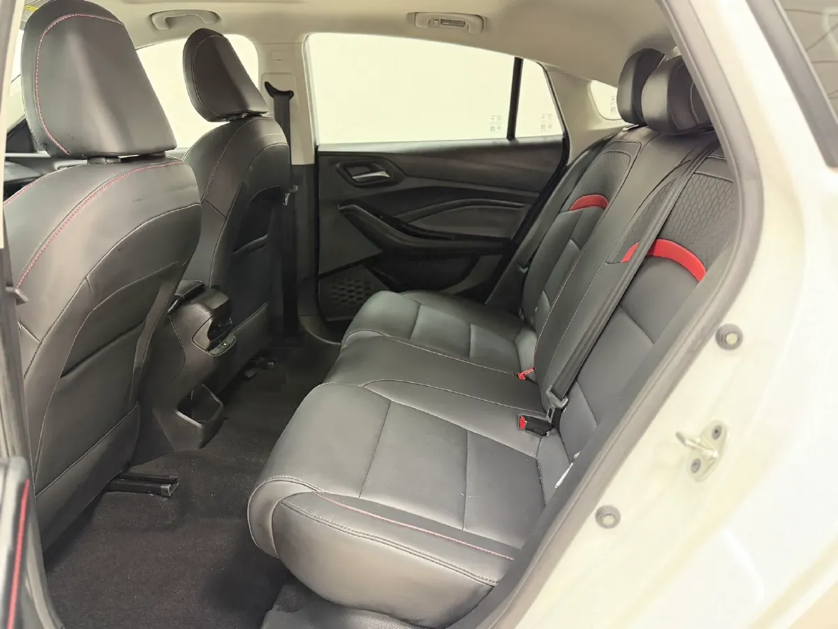 2021 MG 5 1.5L 120HP L4 CVT,autocango,china used car exporter,china ev exporter,chinese used car exporter,chinese used ev exporter