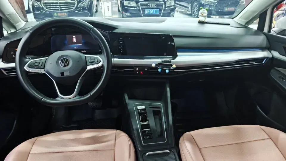 2021 Volkswagen Golf 1.2T 116HP L4 7DCT,autocango,china used car exporter,china ev exporter,chinese used car exporter,chinese used ev exporter