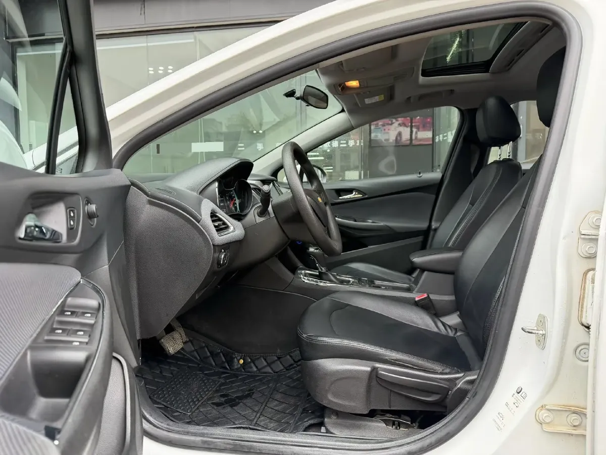 2018 Chevrolet Cruze 1.5L 114HP L4 6AT,autocango,china used car exporter,china ev exporter,chinese used car exporter,chinese used ev exporter